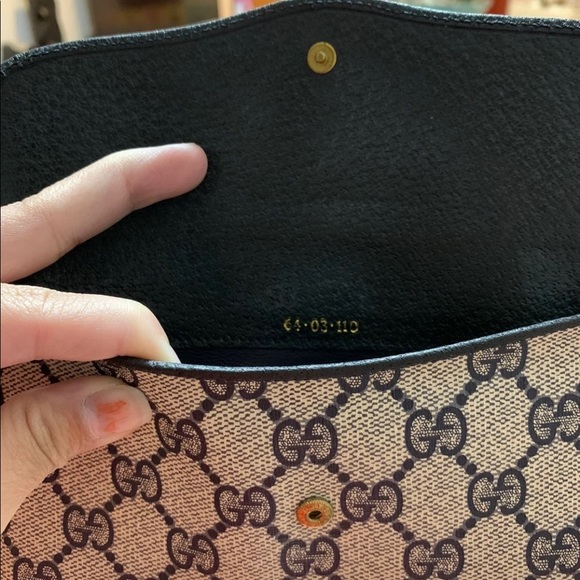 GUCCI VINTAGE BAG & WALLET IN PRISTINE CONDITION - Picture 10 of 15